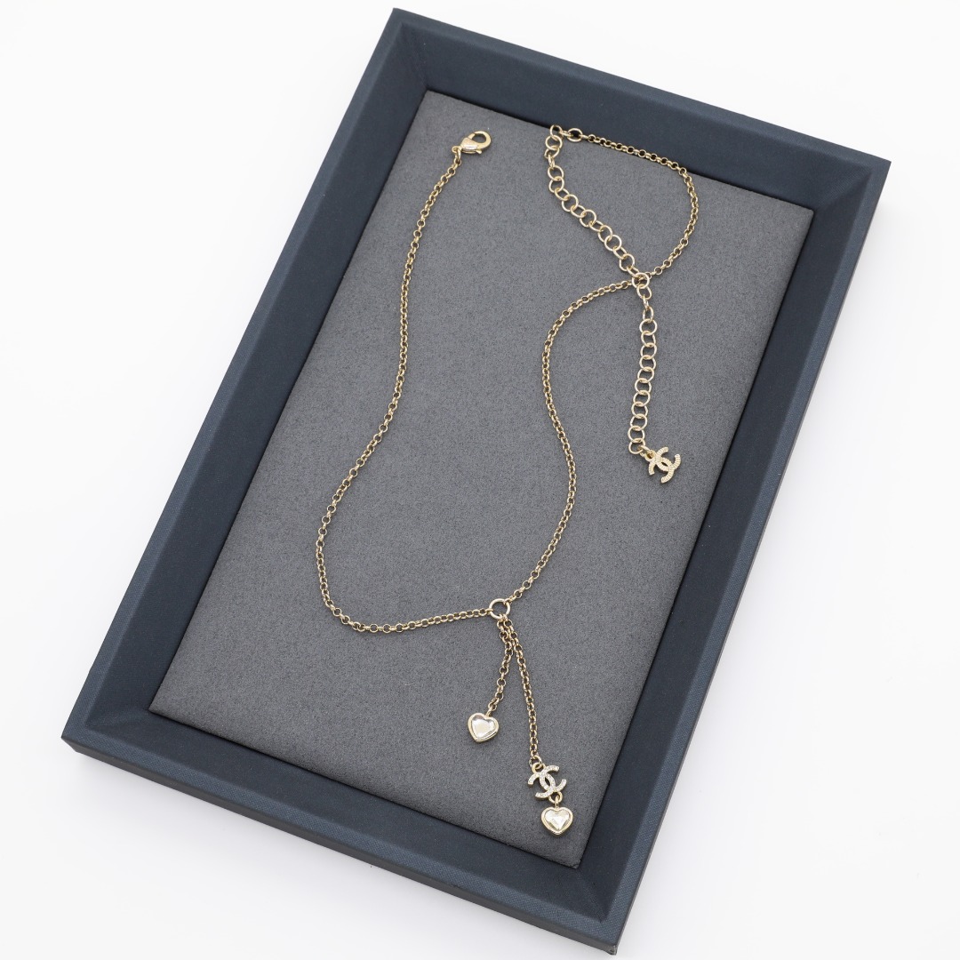 CCN091 Chanel crystal heart cc logo tassels necklace for women - ccjewelryacc