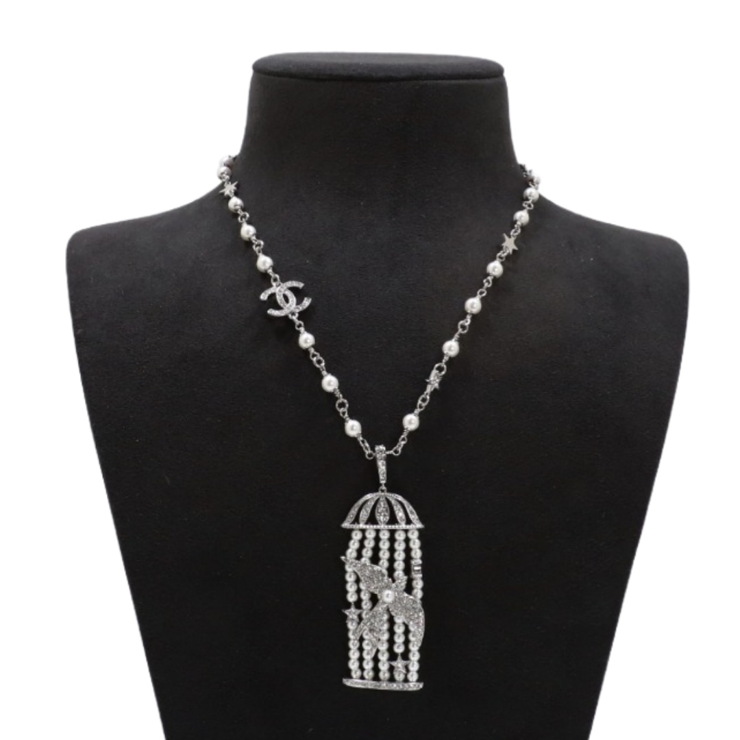 CCN068 Chanel white gold pearl chain flying bird pendant necklace - ccjewelryacc