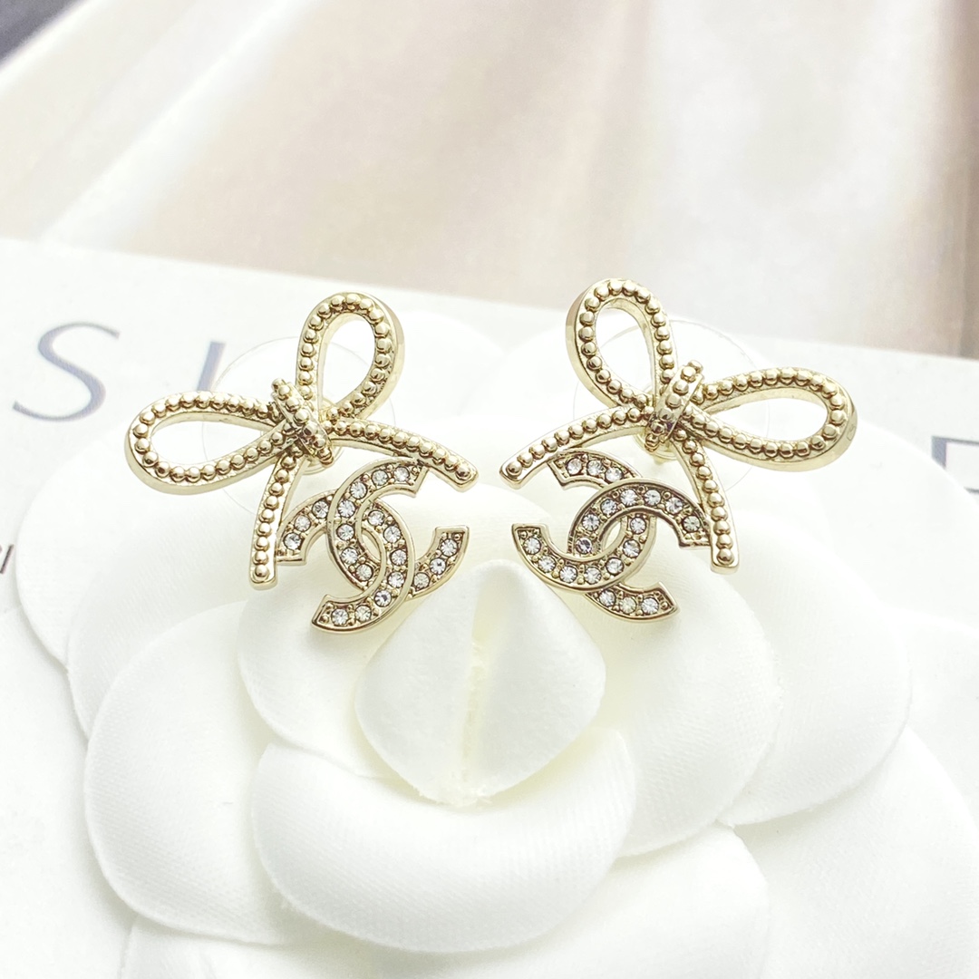 CCE652 Chanel chain bow with crystal cc logo dangle earrings - ccjewelryacc