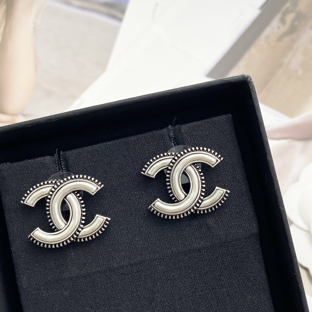 CCE666 Vintage chanel cc logo dangle Earring For Women - ccjewelryacc