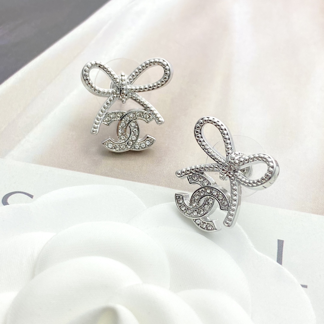 CCE652 Chanel chain bow with crystal cc logo dangle earrings - ccjewelryacc
