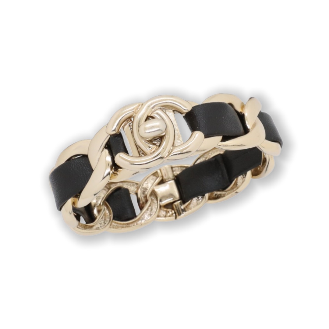 CCS124 Chanel Metal letter bracelet - ccjewelryacc