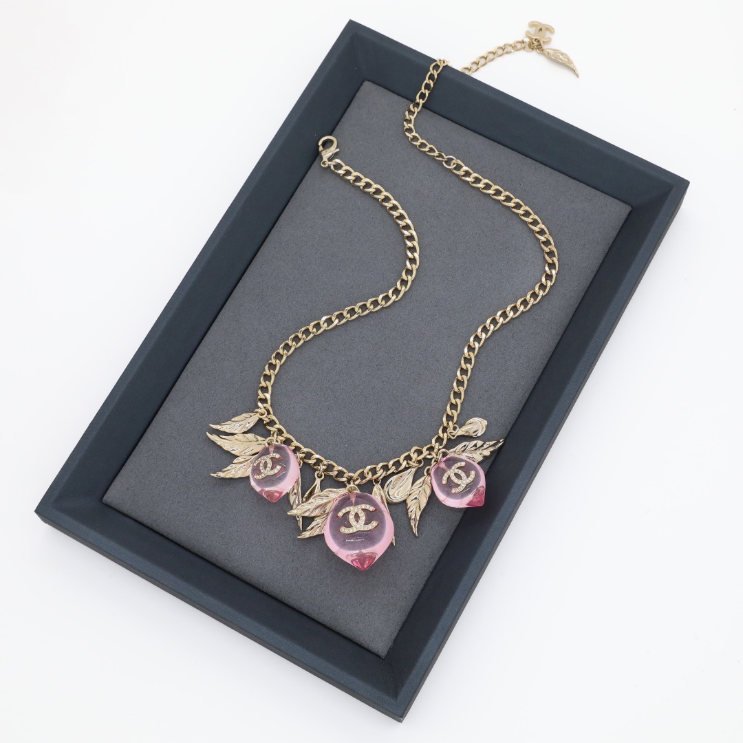 CCN482 Chanel Pink acrylic Peaches charms choker necklace - ccjewelryacc