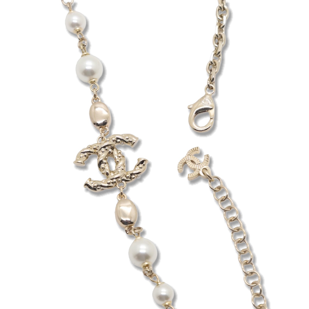 CCN092 Chanel twist cc logo with Pink crystal pearl choker necklace - ccjewelryacc