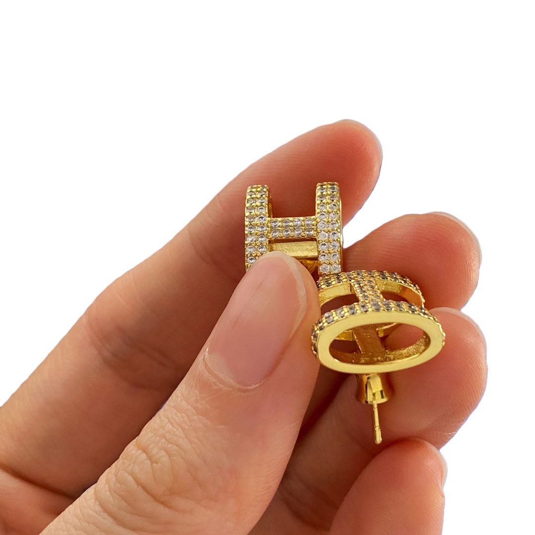 HME002 Sparkling Diamond Hermes H stud earrings - ccjewelryacc