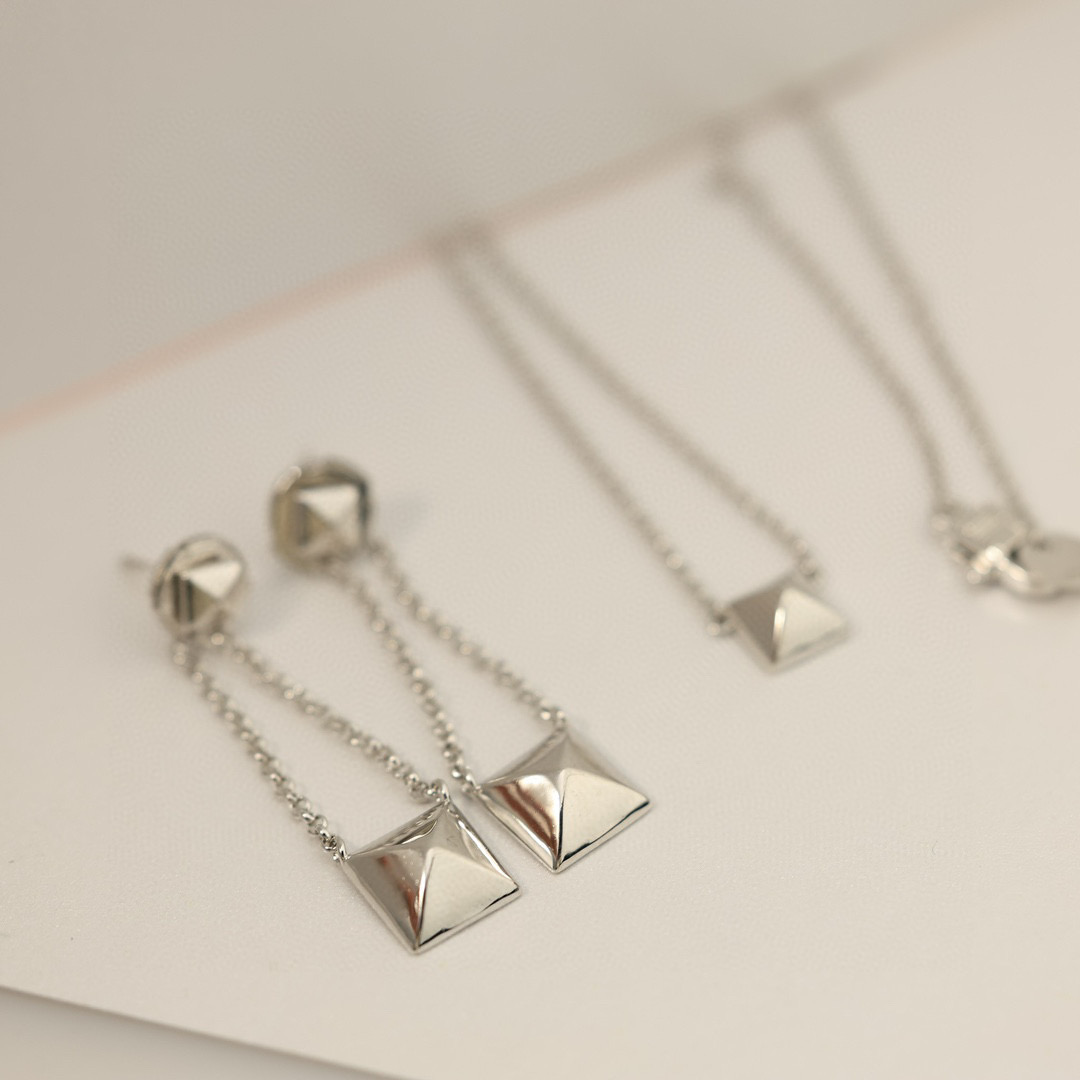 HME018 Hermes Clou d'H pendant earrings - ccjewelryacc