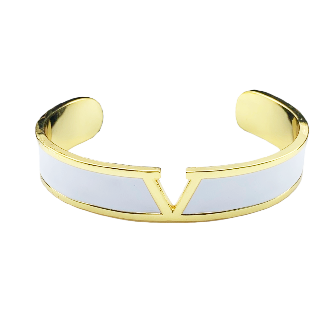 VTS008 v logo bangle bracelet - ccjewelryacc