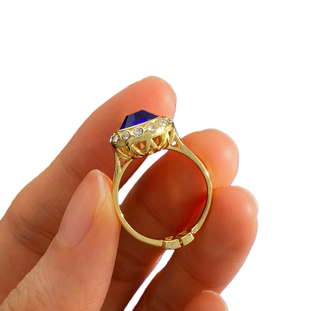 VTR025 Valentino Garavani VLogo Signature Ring in Metal and Crystals - ccjewelryacc