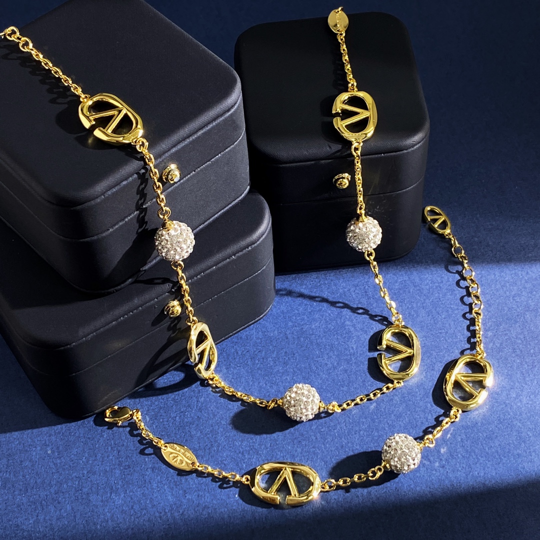 VTN011 Valentino Garavani VLogo Signature Necklace - ccjewelryacc