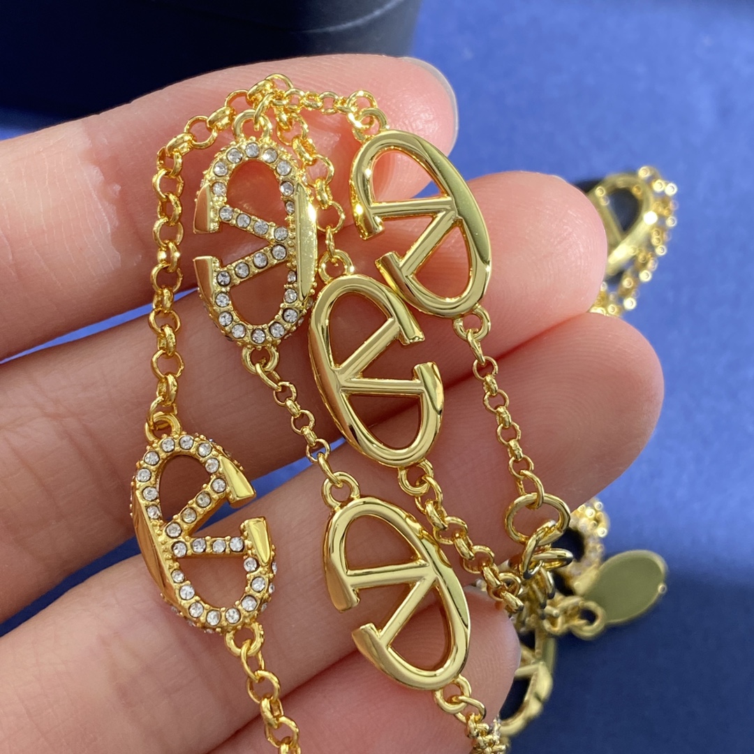 VTN002 Valentino Garavani VLogo Signature Necklace bracelet - ccjewelryacc