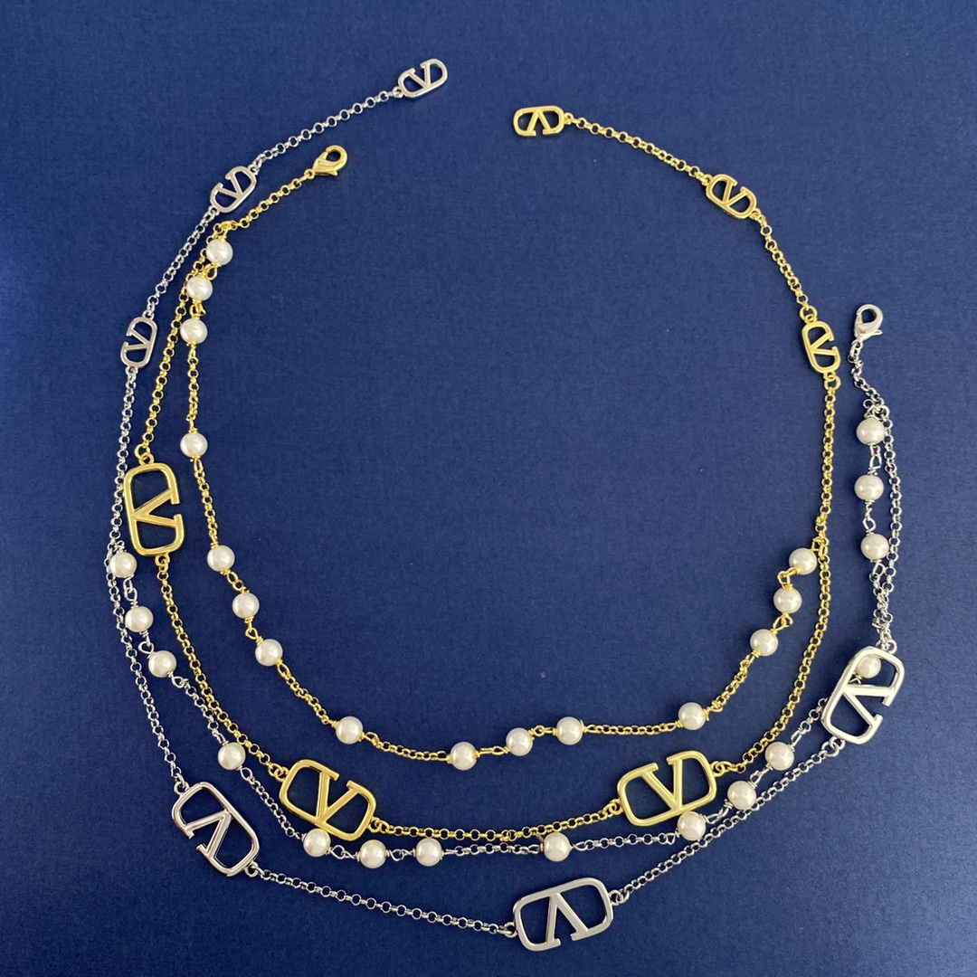 VTN024 Valentino Garavani VLogo Signature Choker Necklace - ccjewelryacc