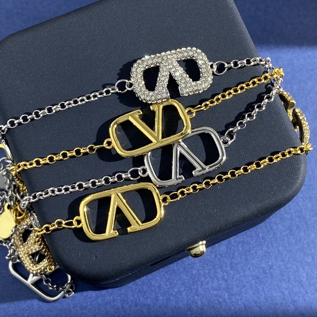 VTN012 Valentino Garavani VLogo Signature Choker necklace - ccjewelryacc