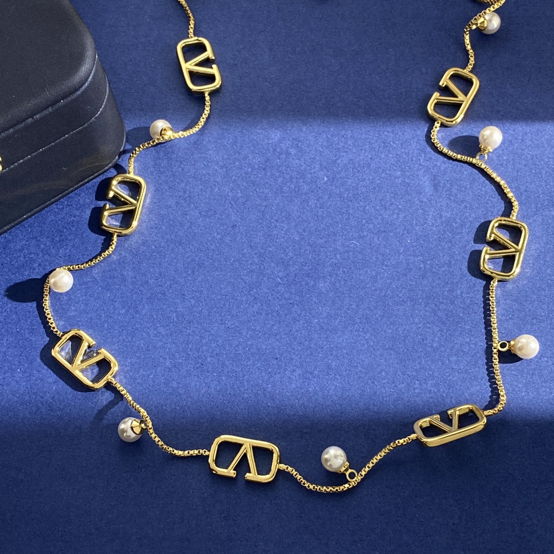 VTN029 Valentino Garavani VLogo Signature Long chain sweater necklace - ccjewelryacc