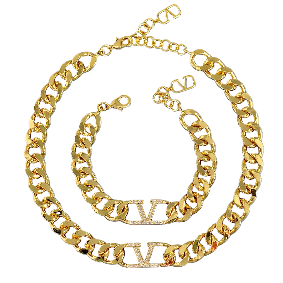 VTN034 Valentino Garavani VLogo Signature Chunky Chain choker Necklace - ccjewelryacc