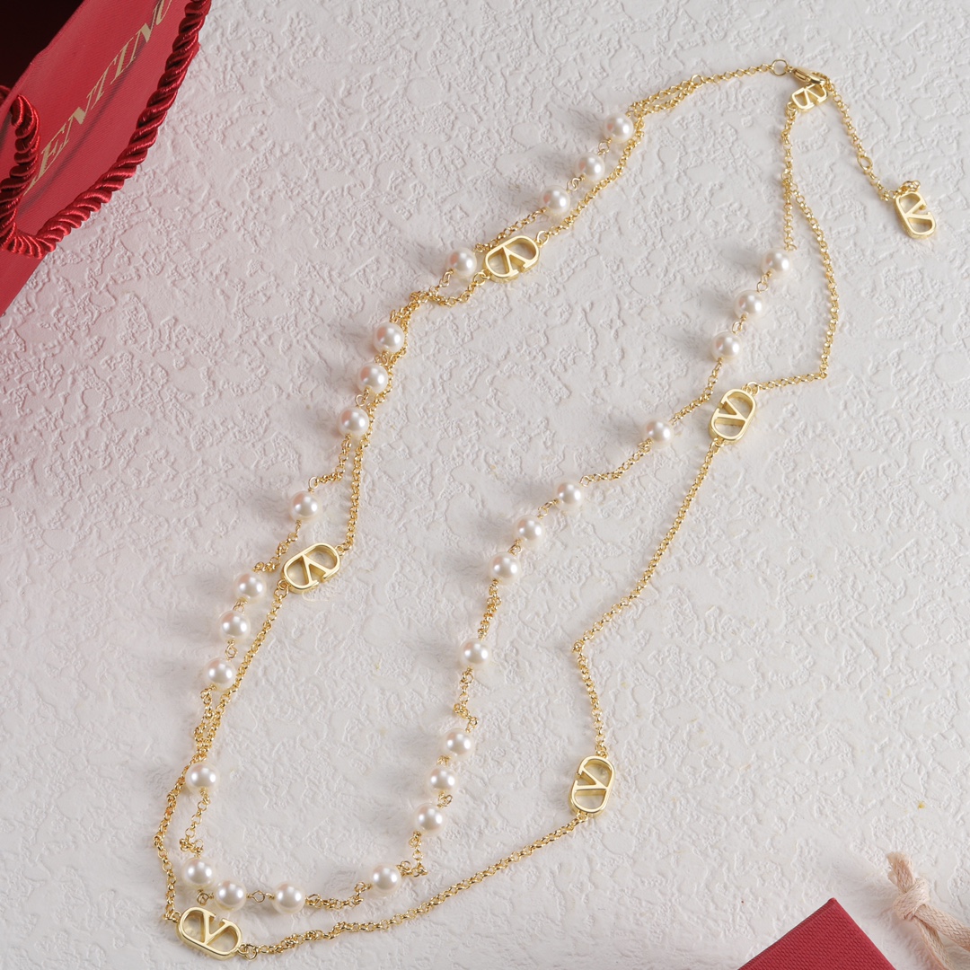 VTN046 Valentino Garavani VLogo Signature Pearl Necklace - ccjewelryacc