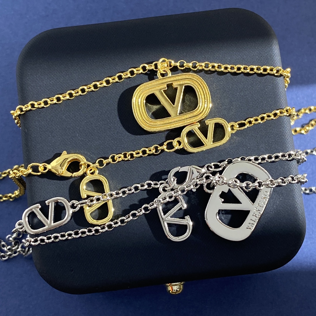 VTN047 Valentino Garavani Oval Necklace - ccjewelryacc