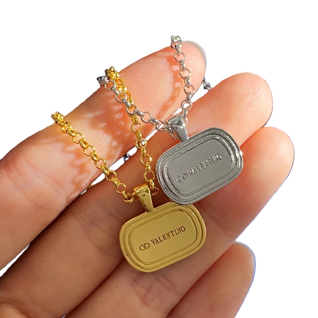 VTN048 Valentino Garavani Vlogo Necklace - ccjewelryacc