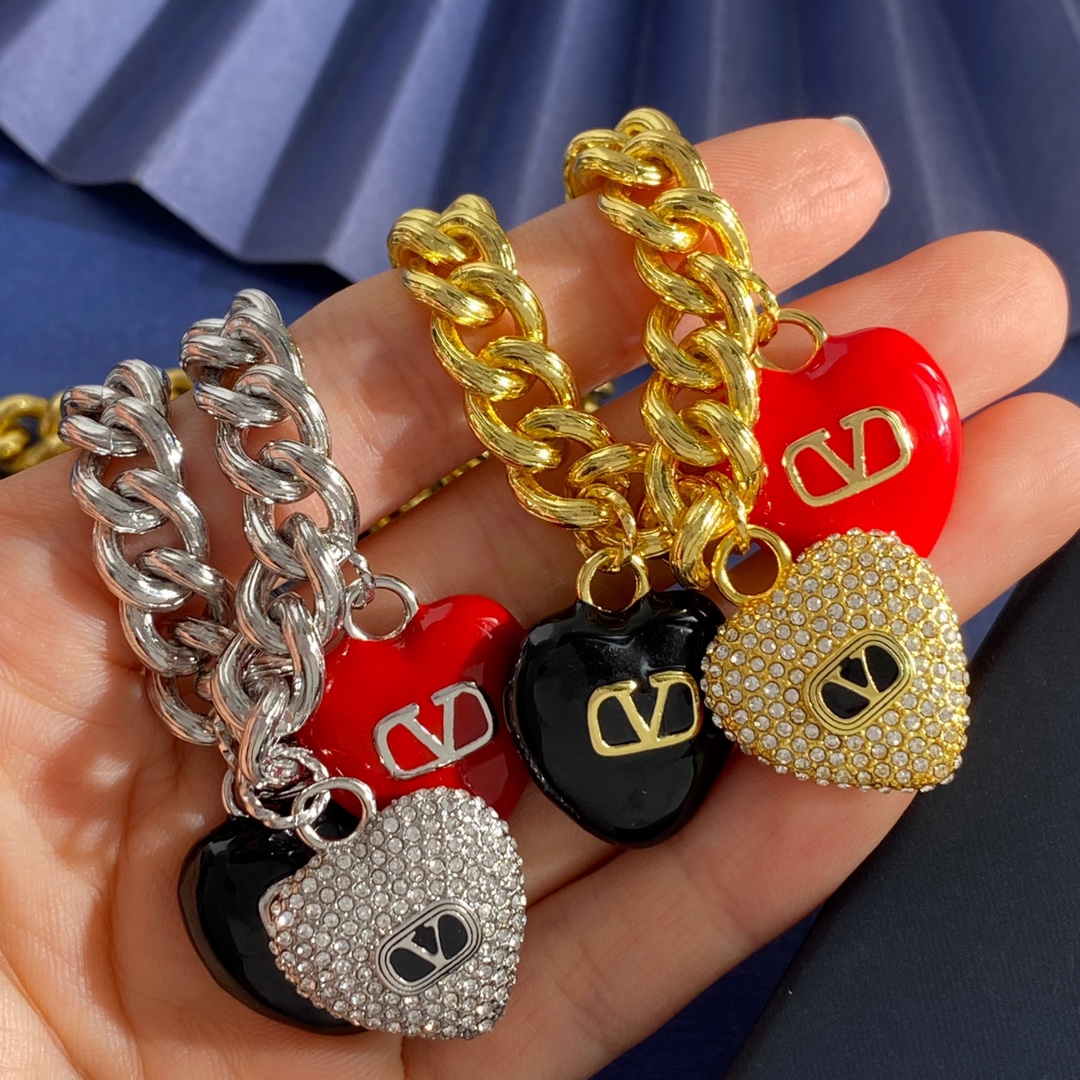 VTN055 Valentino Garavani COEUR ROYAL Metal enamel crystal - ccjewelryacc