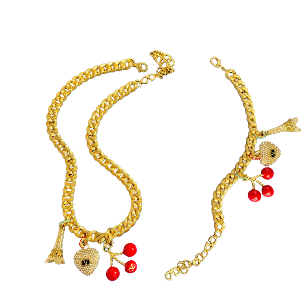 VTN056 Valentino Garavani COEUR ROYAL Metal enamel crystal - ccjewelryacc