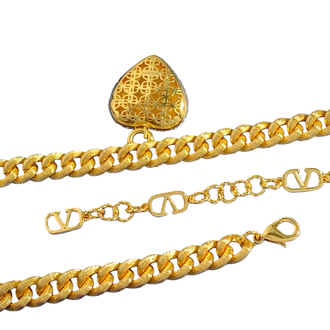 VTN057 Valentino Garavani COEUR ROYAL Metal enamel crystal - ccjewelryacc