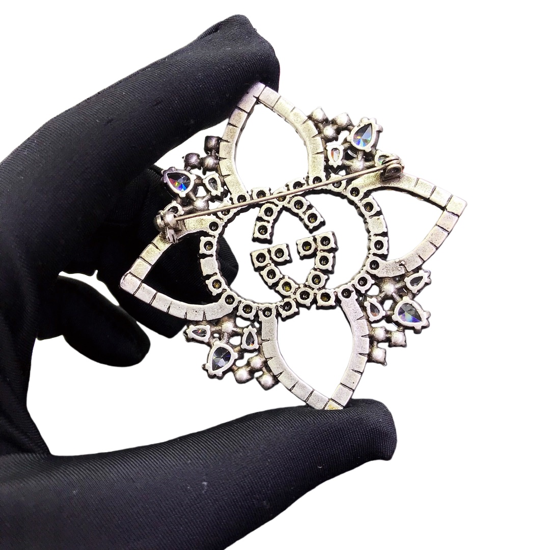 GGB038 Swarovski crystal GG brooch pin - ccjewelryacc