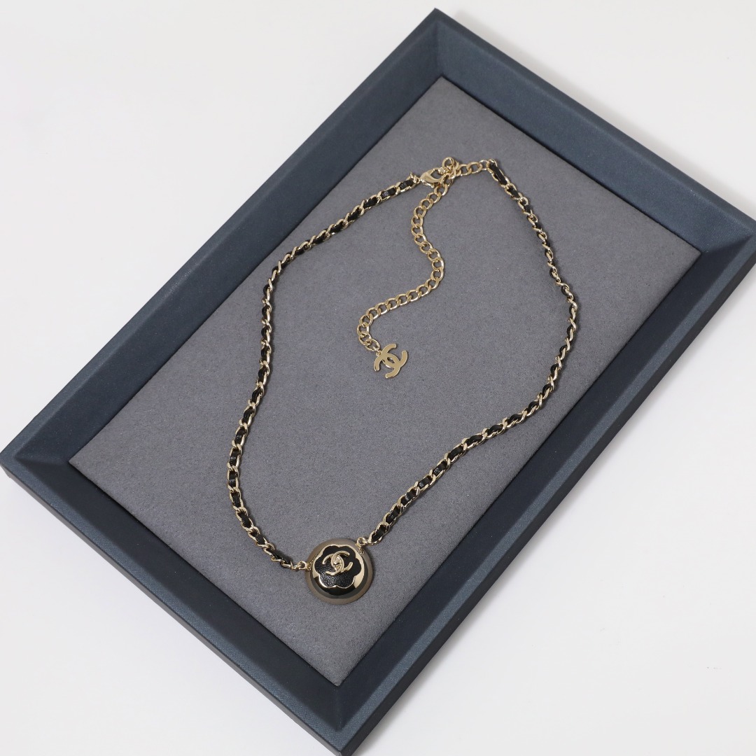CCN093 Chanel necklace in metal leater - ccjewelryacc