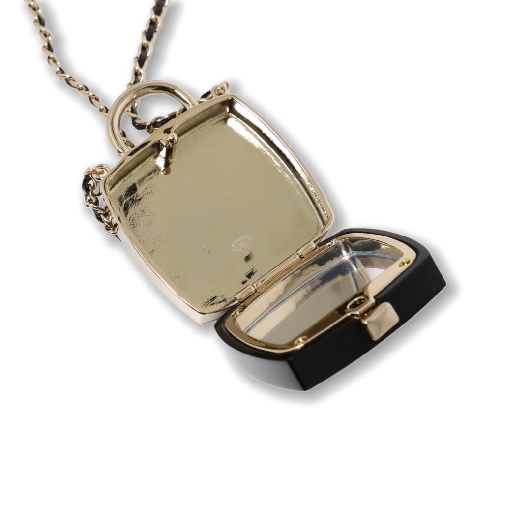 CCN095 Chanel Mini eyeshadow box long pendant necklace In Metal leater - ccjewelryacc