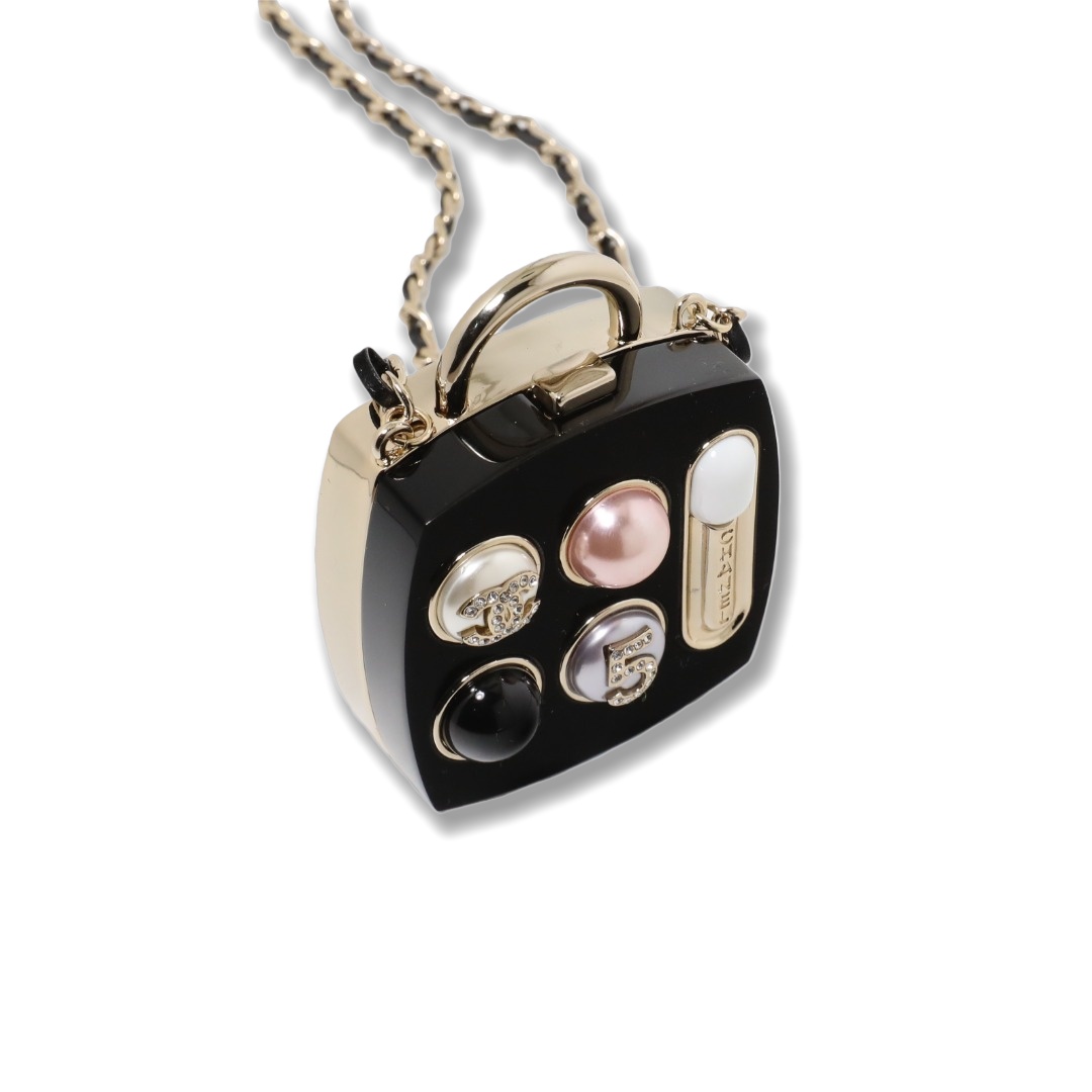 CCN095 Chanel Mini eyeshadow box long pendant necklace In Metal leater - ccjewelryacc