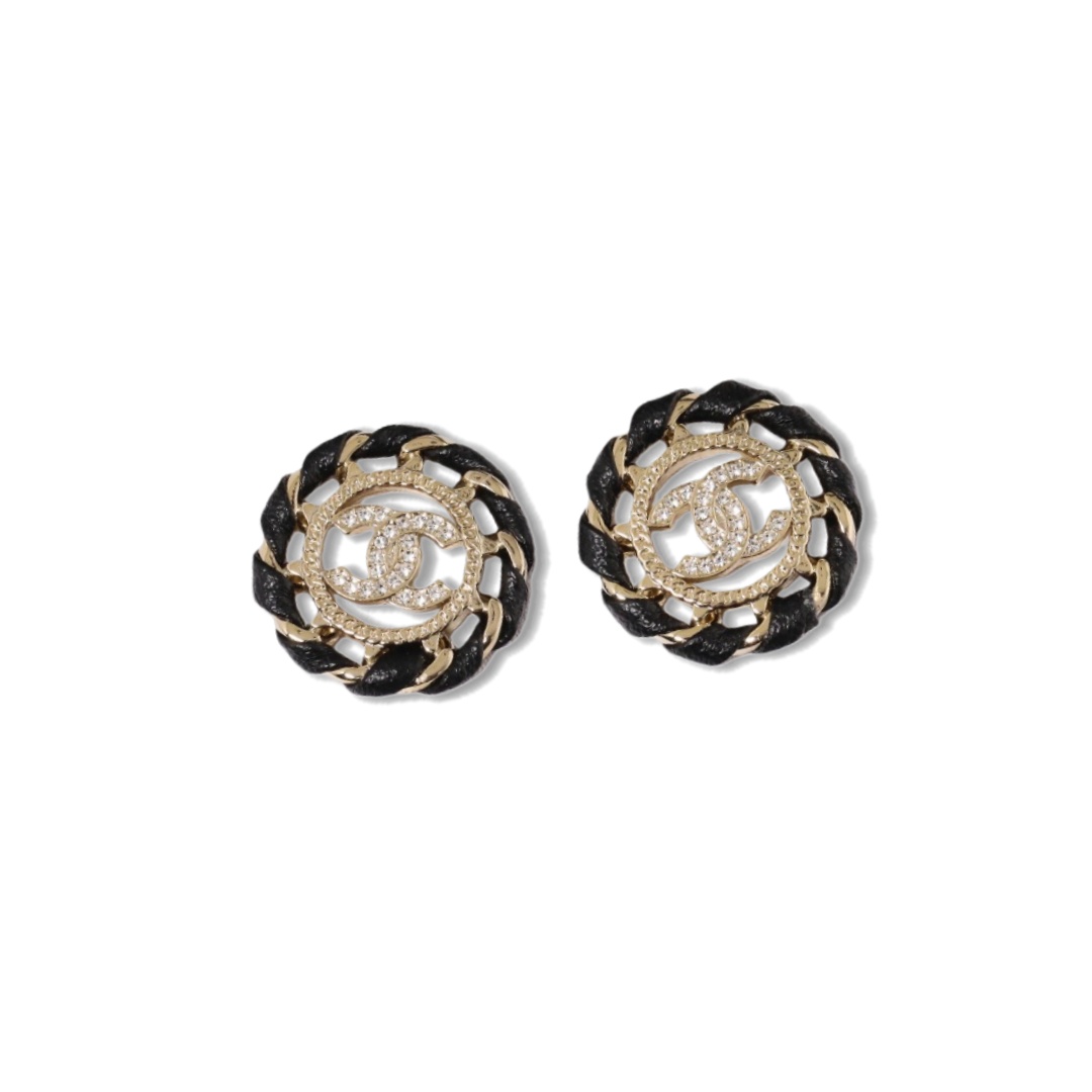 CCE380 Chanel metal leater cc logo stud earrings - ccjewelryacc