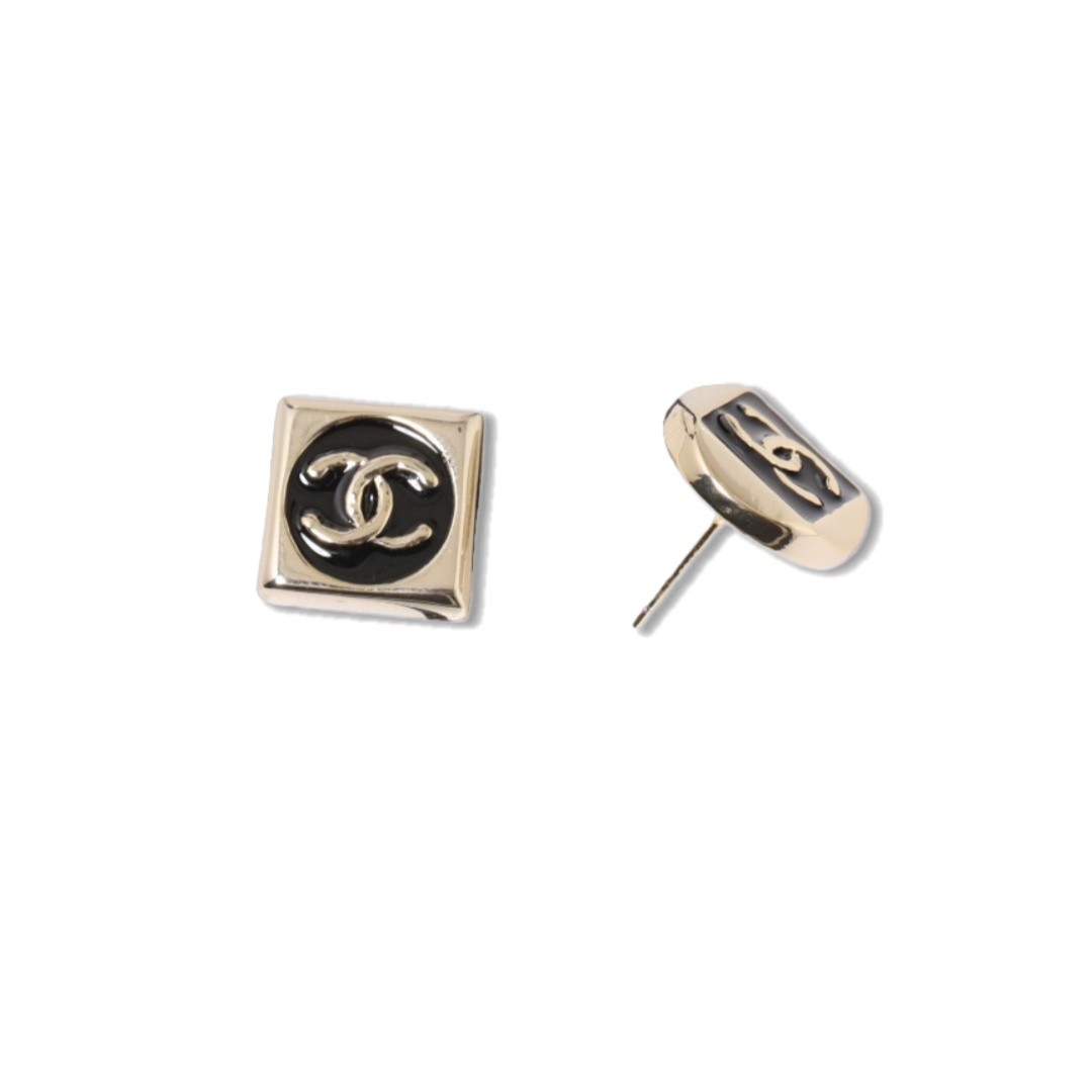 CCE389 Chanel dissymmetry enamel stud earrings - ccjewelryacc