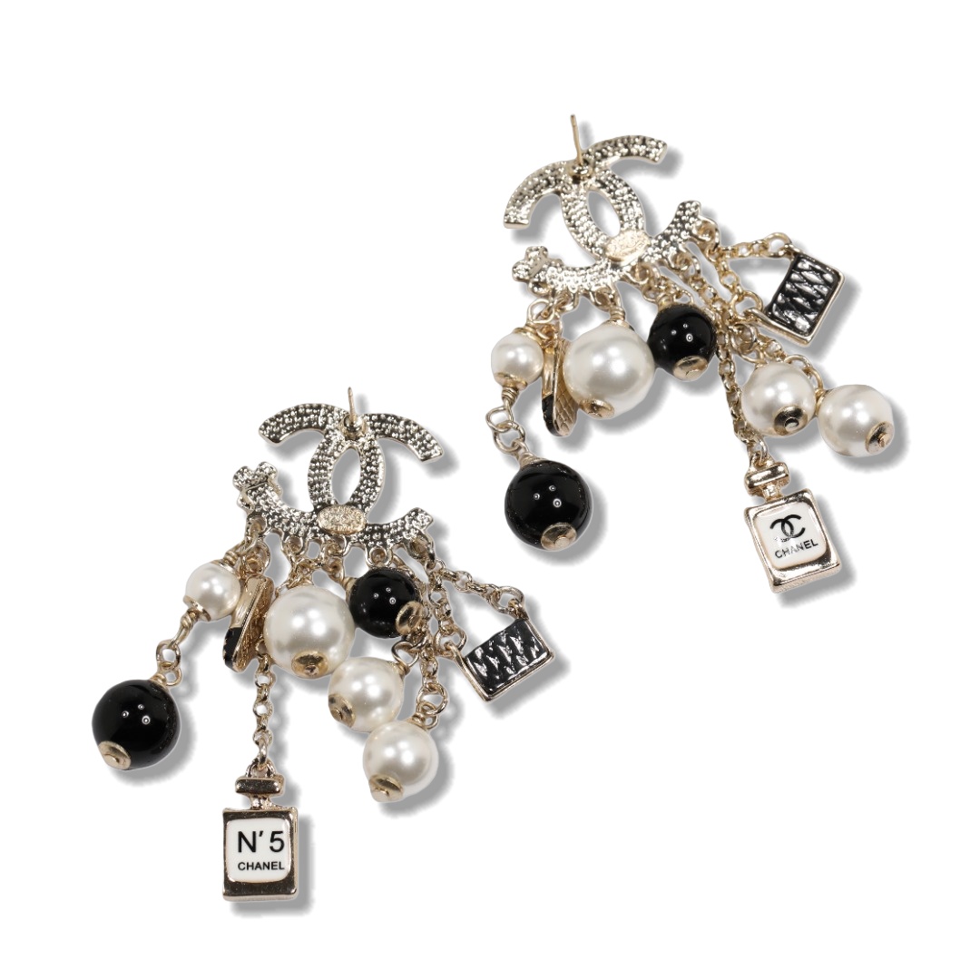 CCE802 Black enamel CC Logo with perfume bottle bag pearls charm earrings - ccjewelryacc