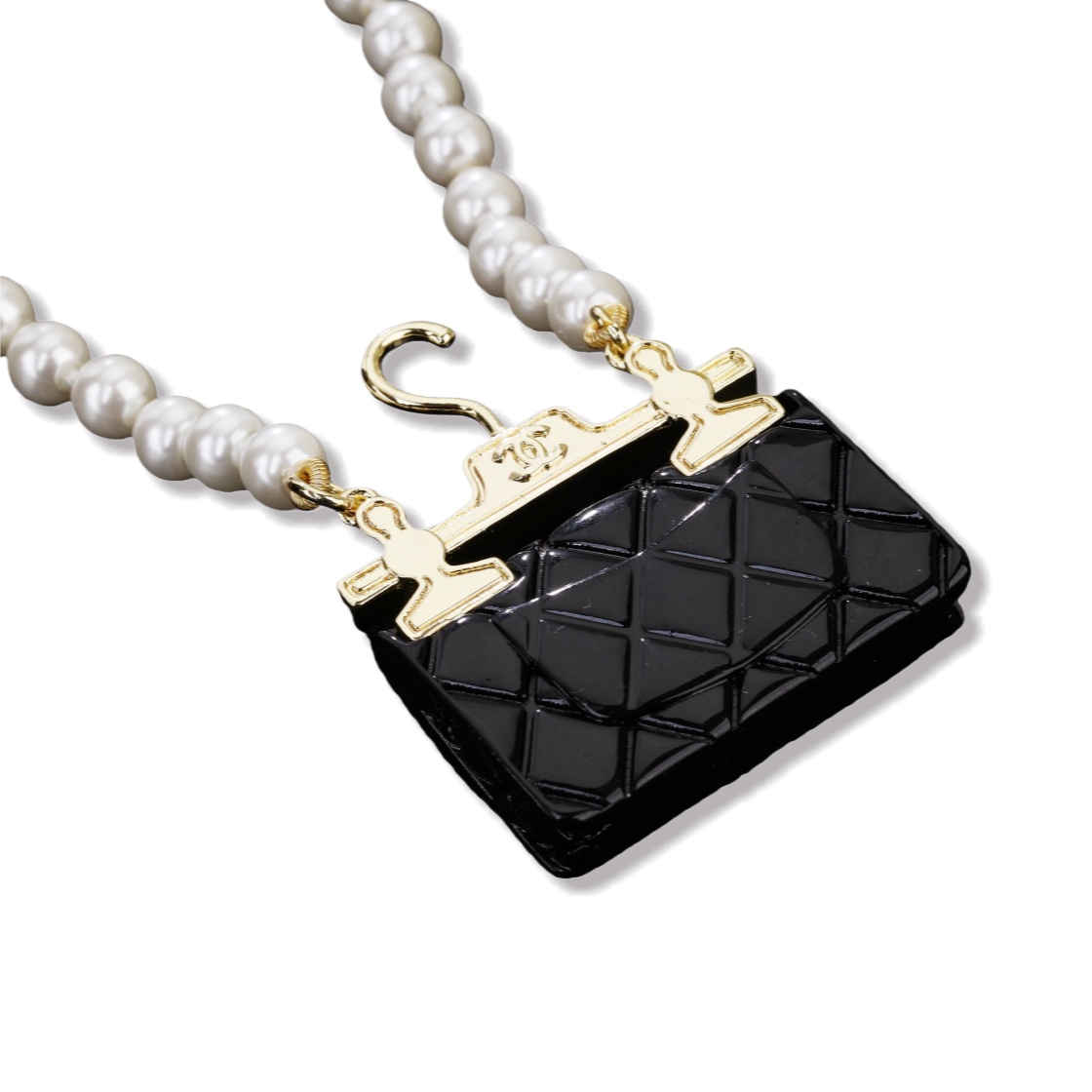 CCN129 Chanel bag pendant pearl necklace - ccjewelryacc
