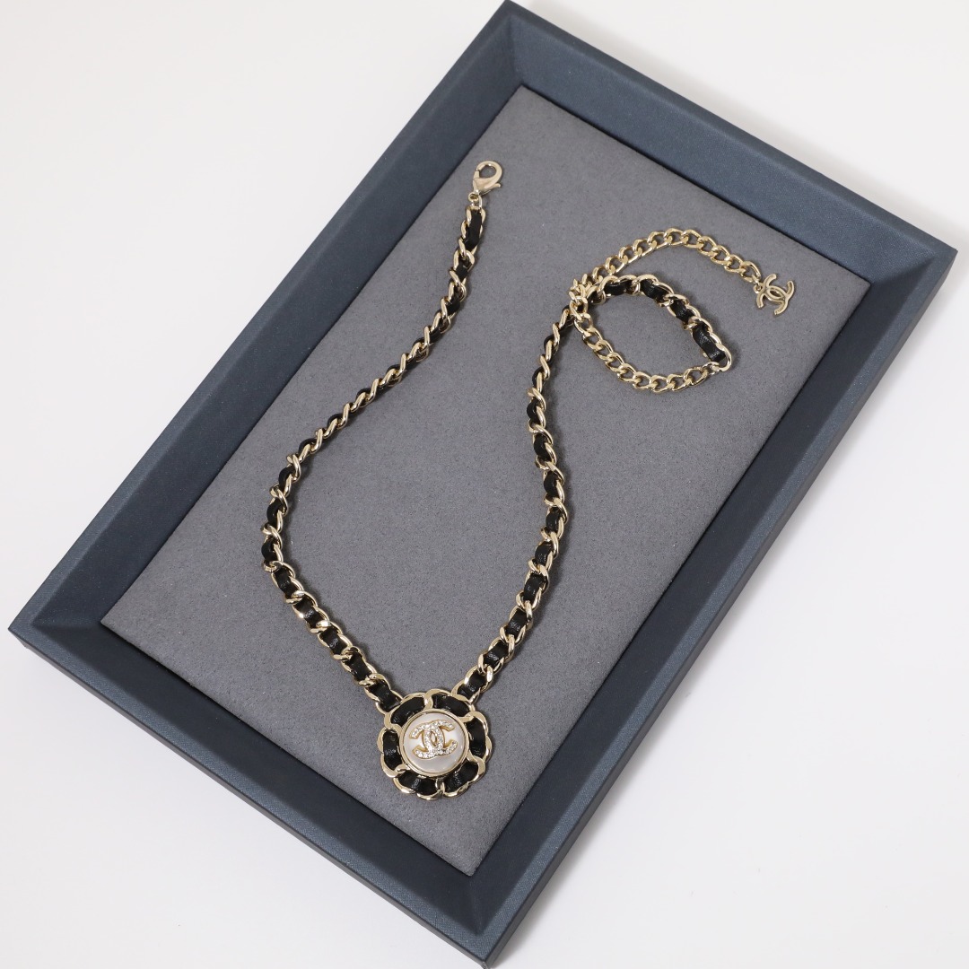 CCN149 Chanel metal leater chain choker necklace - ccjewelryacc