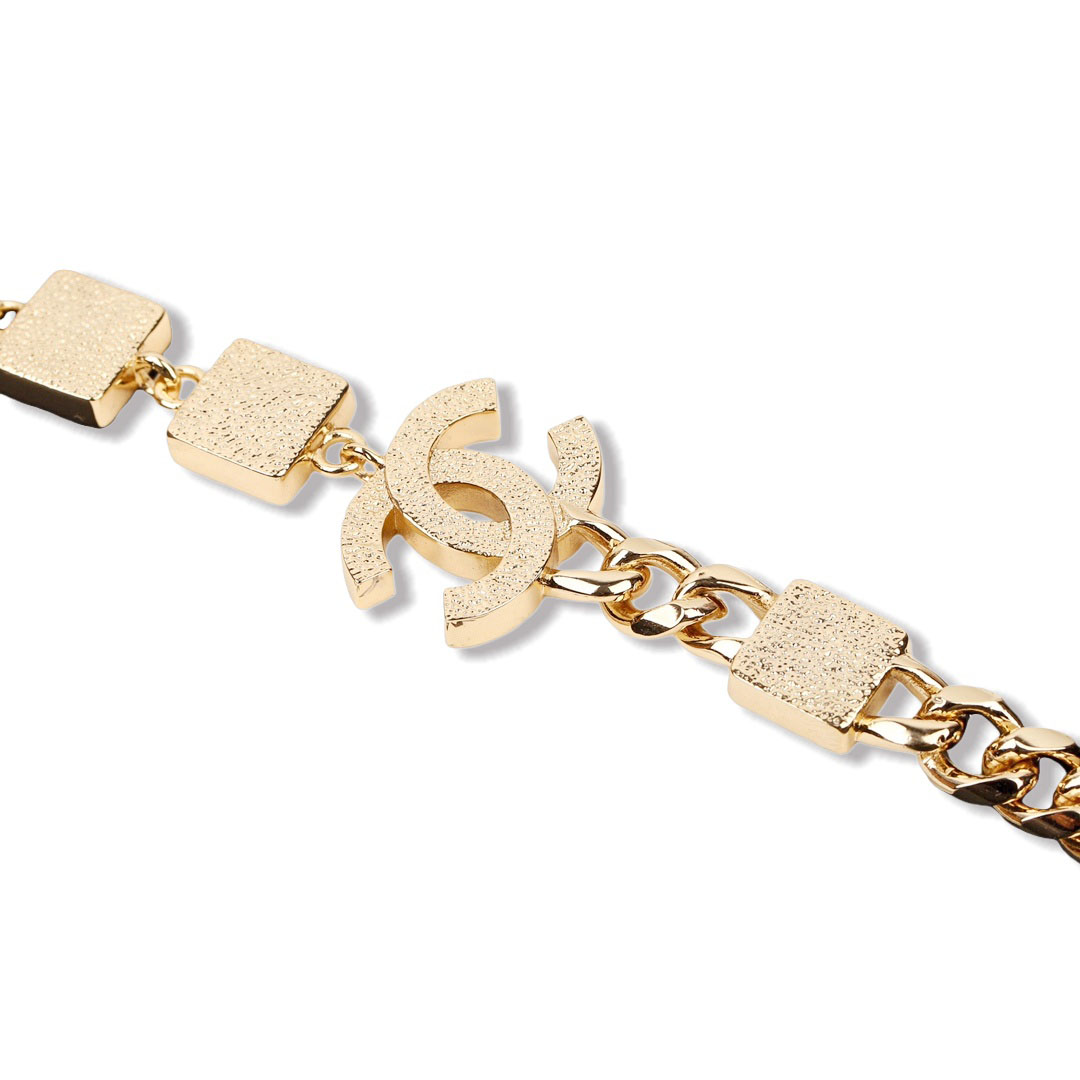 CCN069 Metal letter CC Choker Necklace - ccjewelryacc