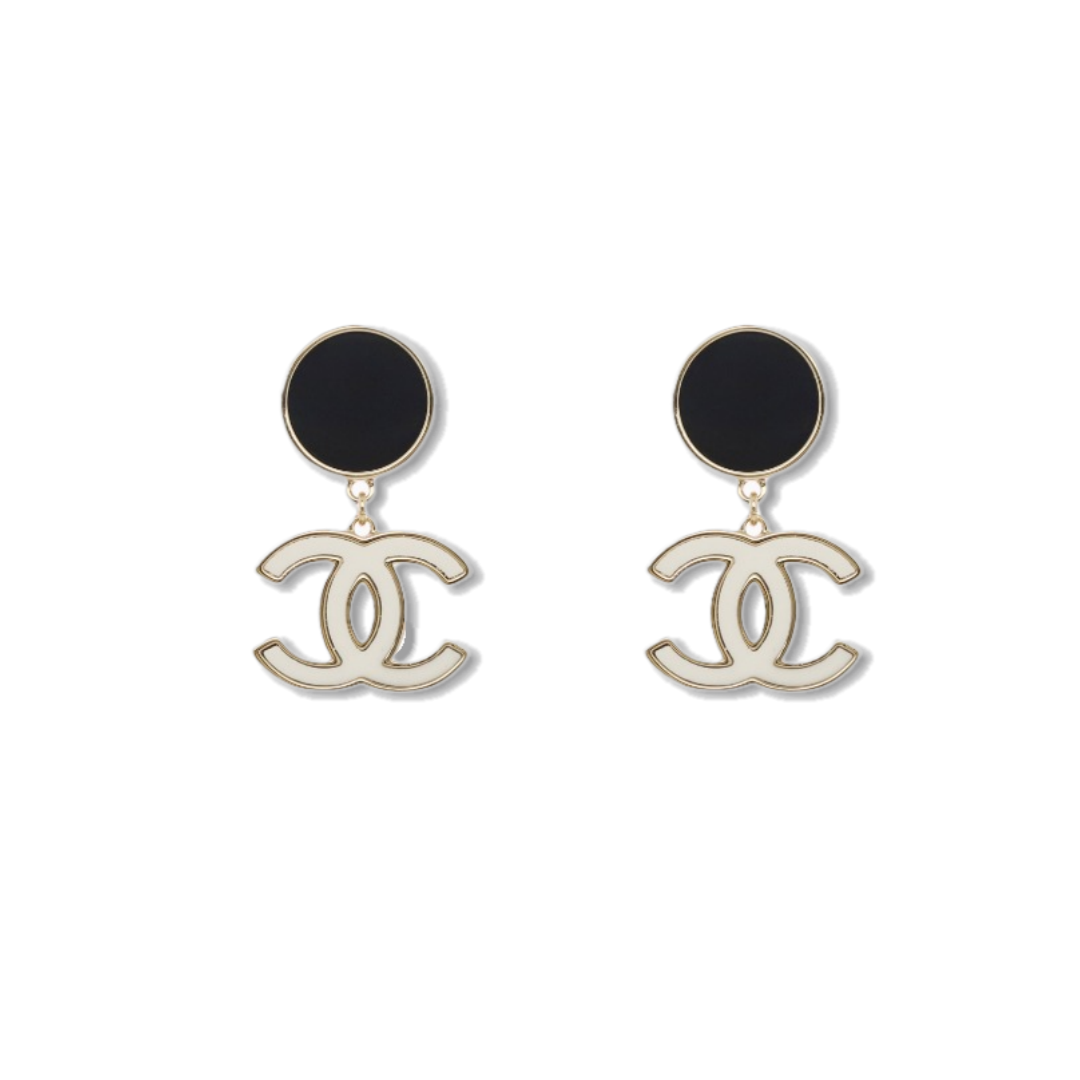 CCE386 Chanel acrylic enamel cc logo dangle earrings - ccjewelryacc