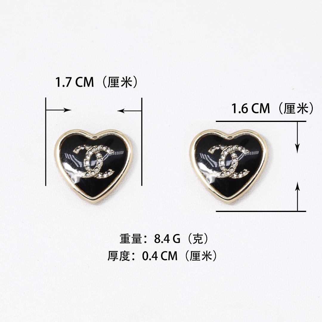 CCE537 Chanel black acrylic heart earrings - ccjewelryacc
