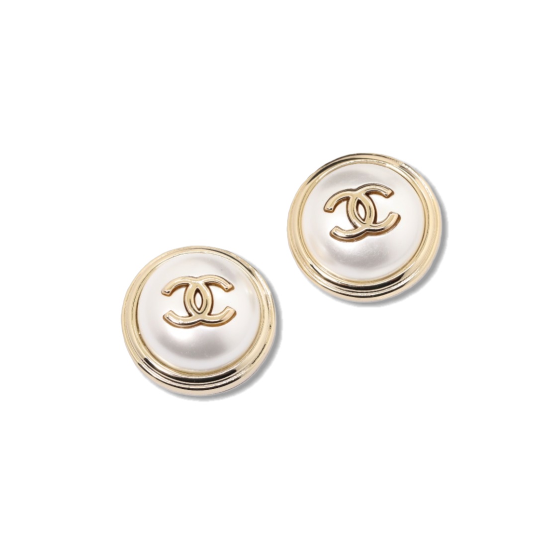 CCE823 Chanel Large 28mm round pearl stud earrings - ccjewelryacc