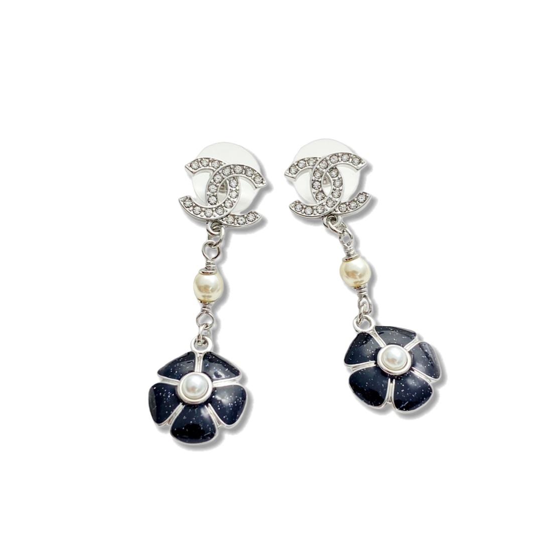 CCE519 Chanel enamel camellia earrings - ccjewelryacc