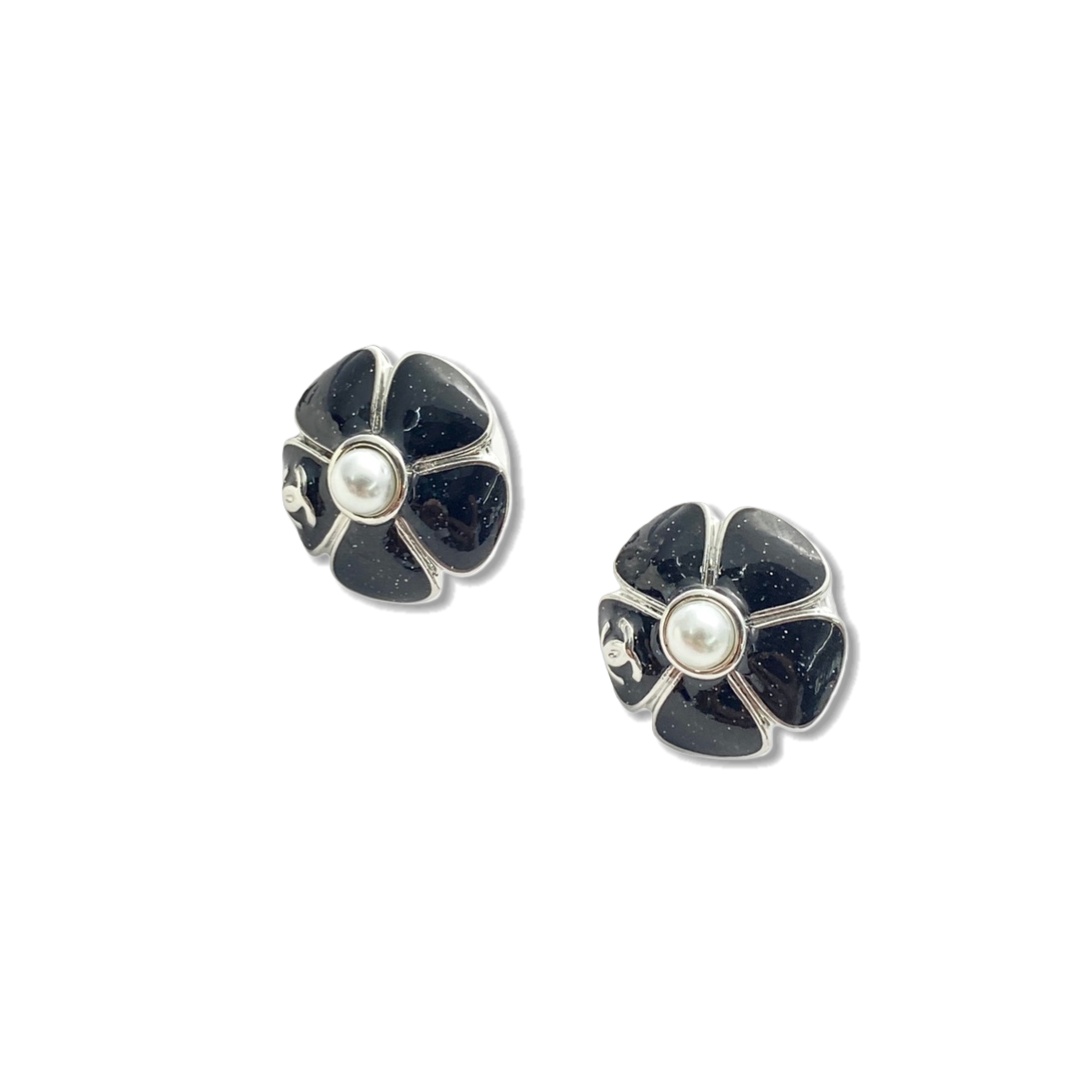 CCE519 Chanel enamel camellia earrings - ccjewelryacc