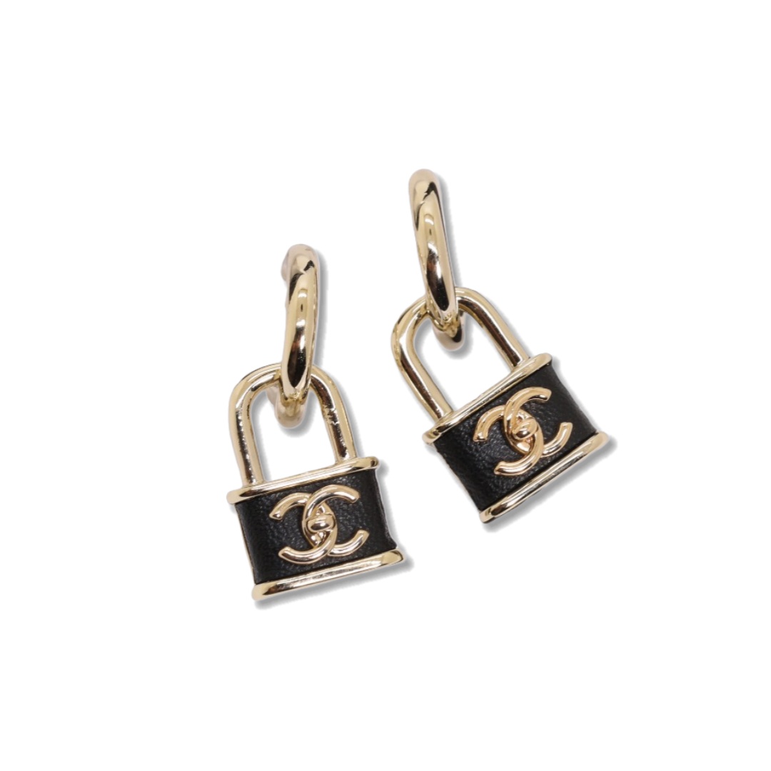 CCE541 Chanel metal leater lock dangle earrings - ccjewelryacc