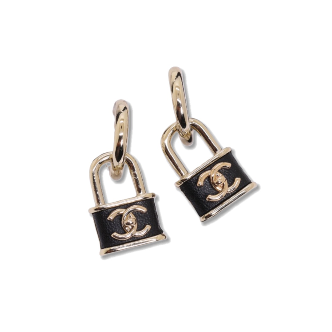 CCE541 Chanel metal leater lock dangle earrings - ccjewelryacc