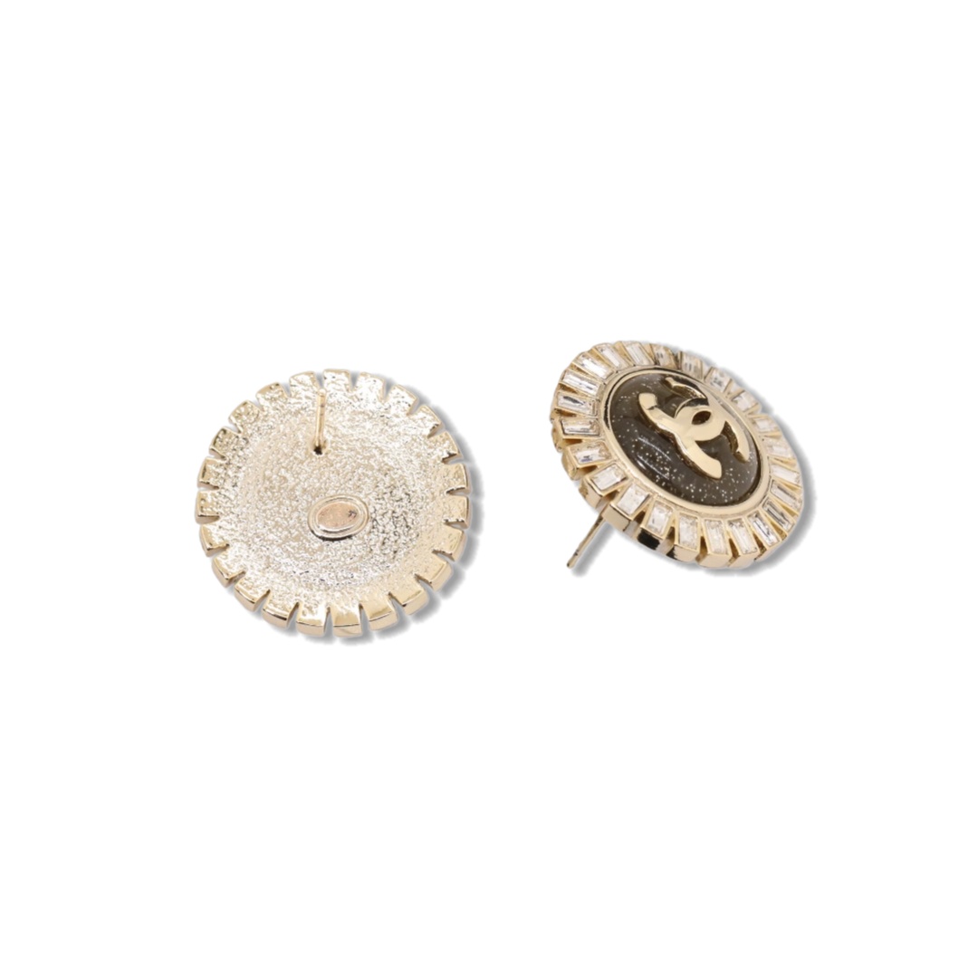 CCE509  Chanel acrylic stud earrings - ccjewelryacc