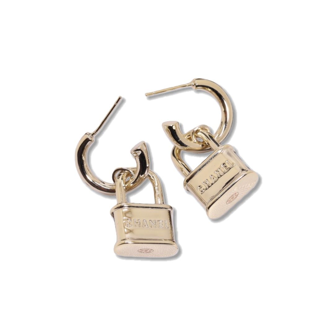 CCE541 Chanel metal leater lock dangle earrings - ccjewelryacc