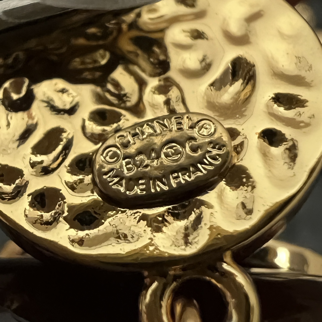 CCE201 Chanel CC pearl and black heart drop earring and necklace - ccjewelryacc