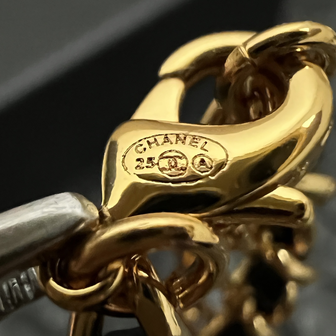 CCE201 Chanel CC pearl and black heart drop earring and necklace - ccjewelryacc