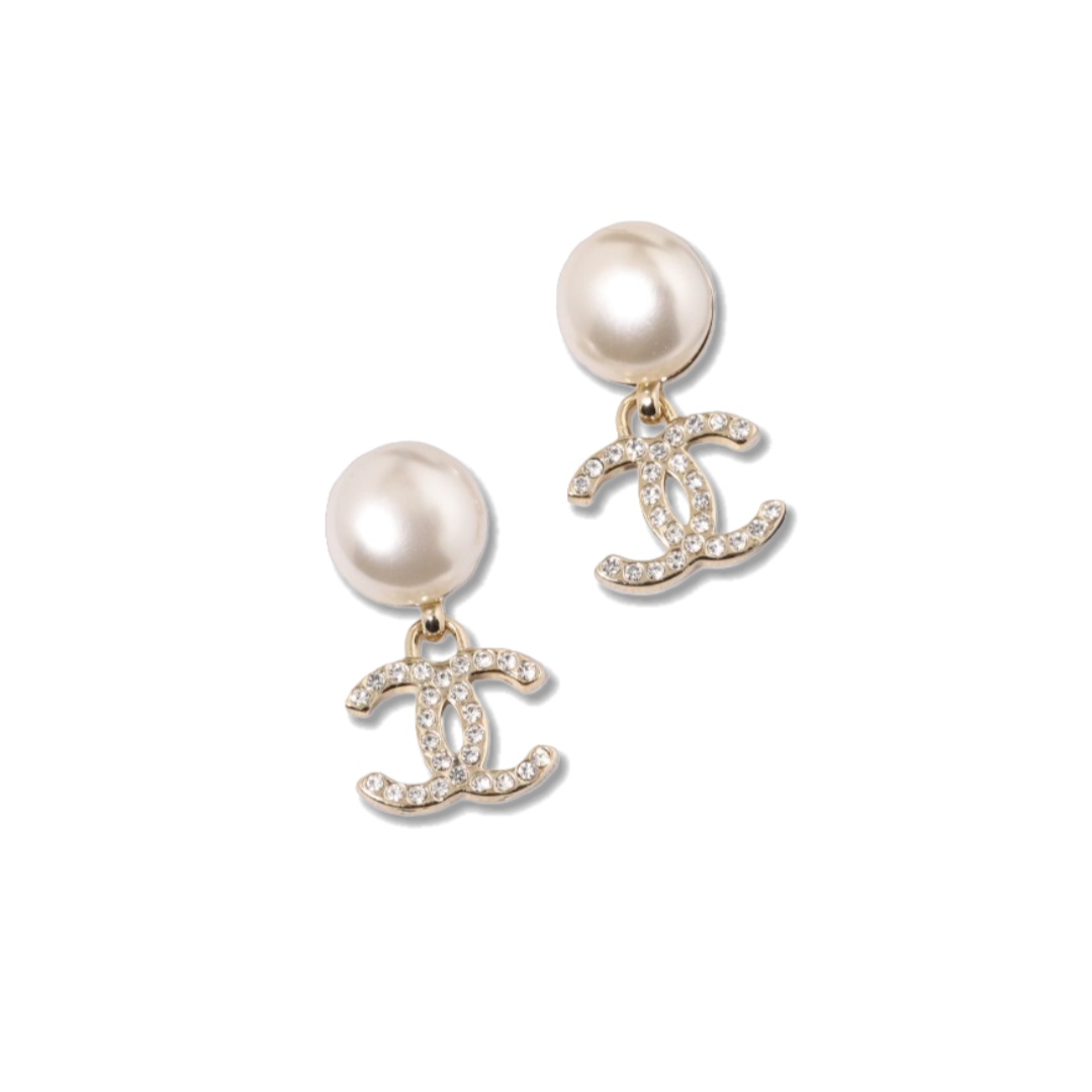 CCE755 Chanel pearl crystal cc logo dangle earrings - ccjewelryacc