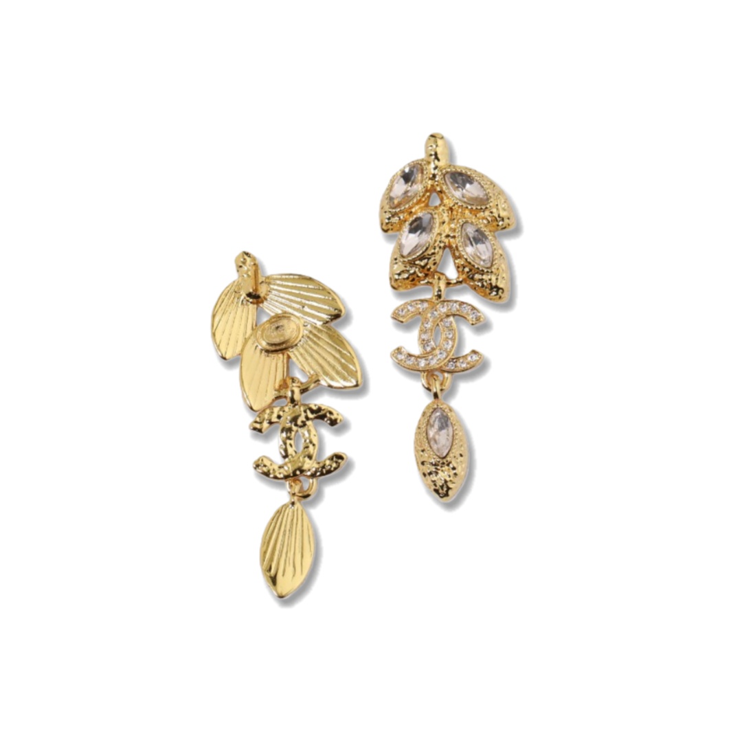 CCE758 Chanel Vintage lava embossment leaf crystal cc logo pendant - ccjewelryacc