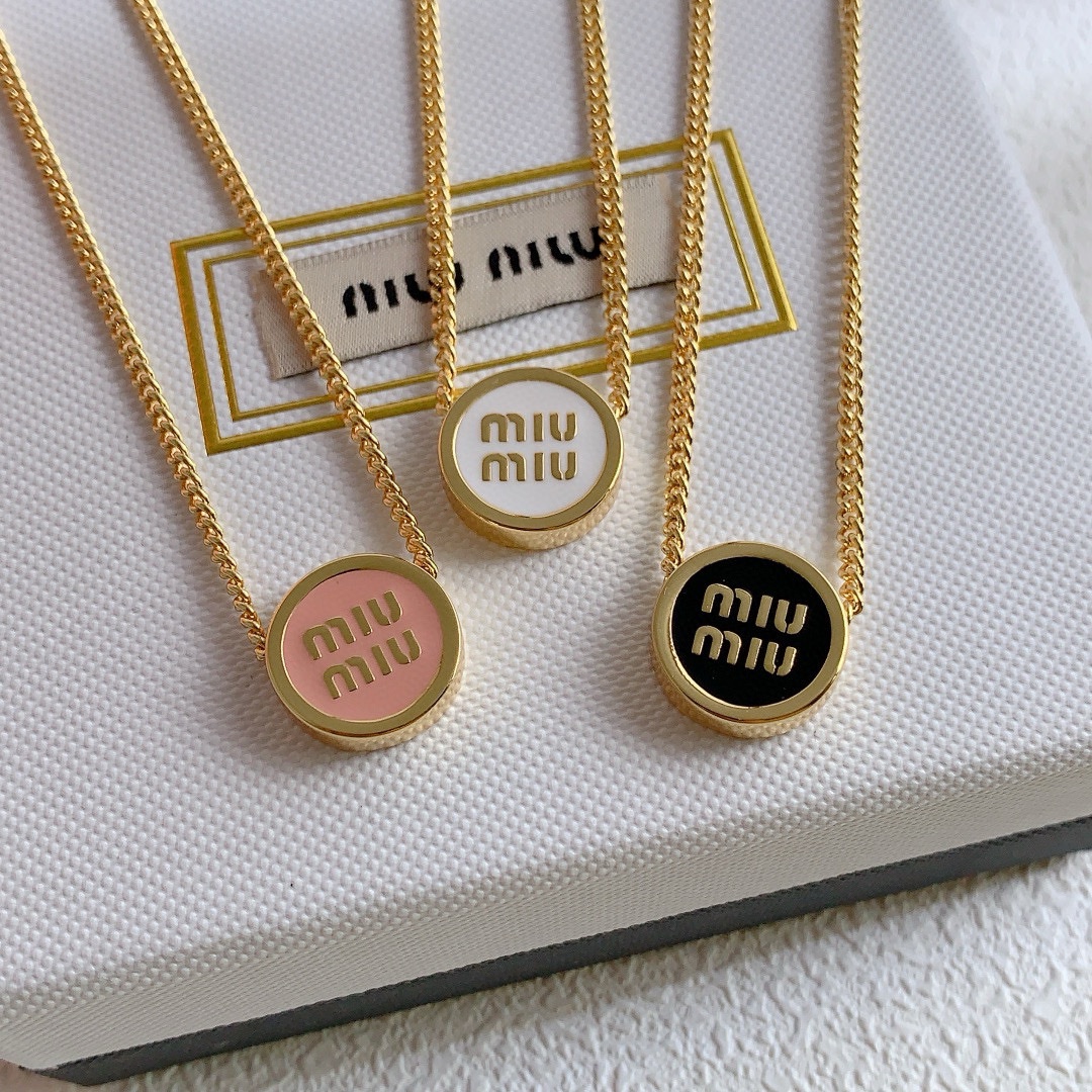 MMN001 Miumiu Logo-embellished Pendant Necklace in Gold-tone Metal - ccjewelryacc