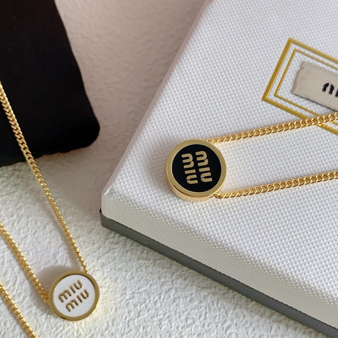 MMN001 Miumiu Logo-embellished Pendant Necklace in Gold-tone Metal - ccjewelryacc