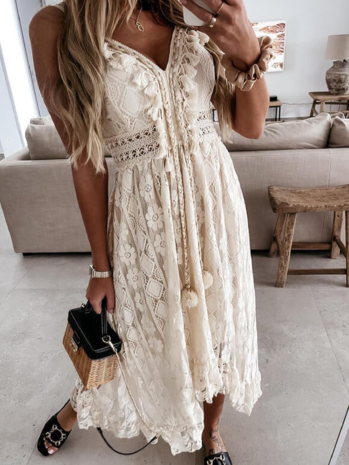 Fashion Lace V-Neck Dresses